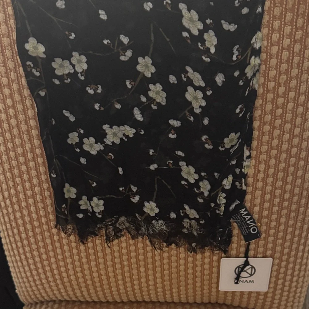 Onam large Black and White Floral Scarf